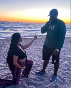 pregnant woman propose1